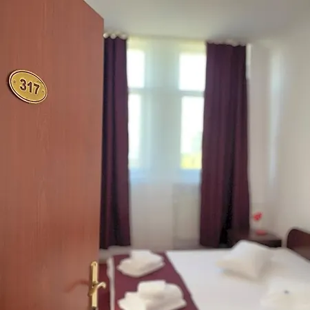 Hotel Tineretului